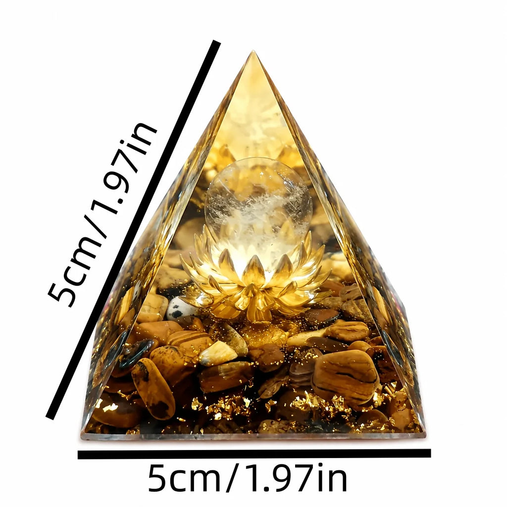 ✨ Pirámide de Orgonita Ojo de Tigre con Loto Dorado – Decoración Espiritual Reiki y Meditación